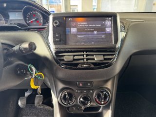 PEUGEOT 208 PureTech 82 3 porte Allure