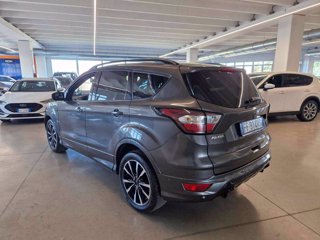FORD Kuga 1.5 TDCI 120 CV S&S 2WD ST-Line