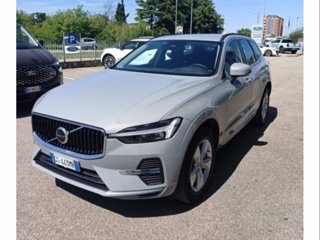 VOLVO XC60 B4 (d) AWD automatico Ultimate Dark